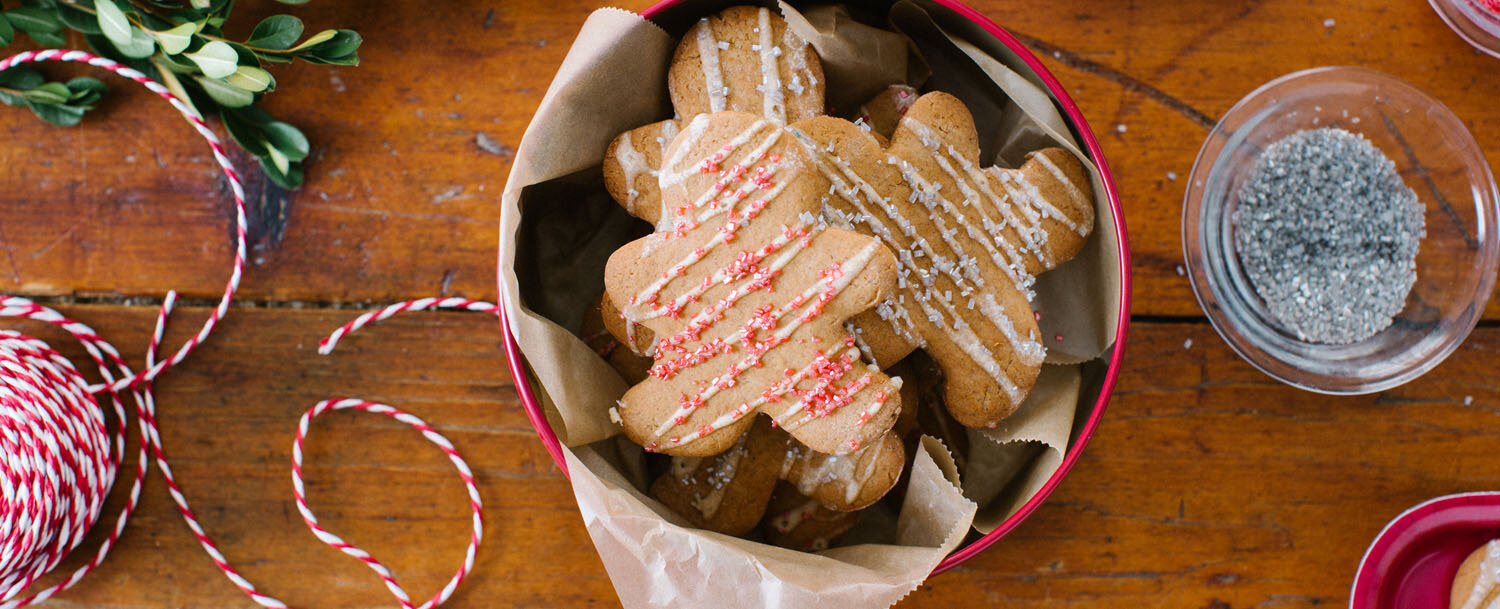 Recipes - Spiced Snaps with Maple-Coffee Icing - Applegate